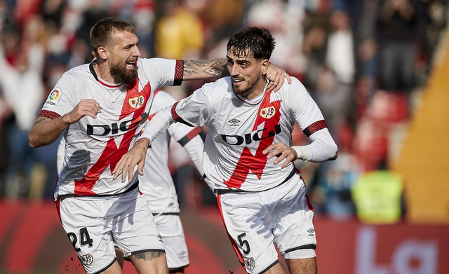 巴列卡诺助教出谋划策,助球队实现逆袭 巴列卡诺助教出谋划策,助球队实现逆袭